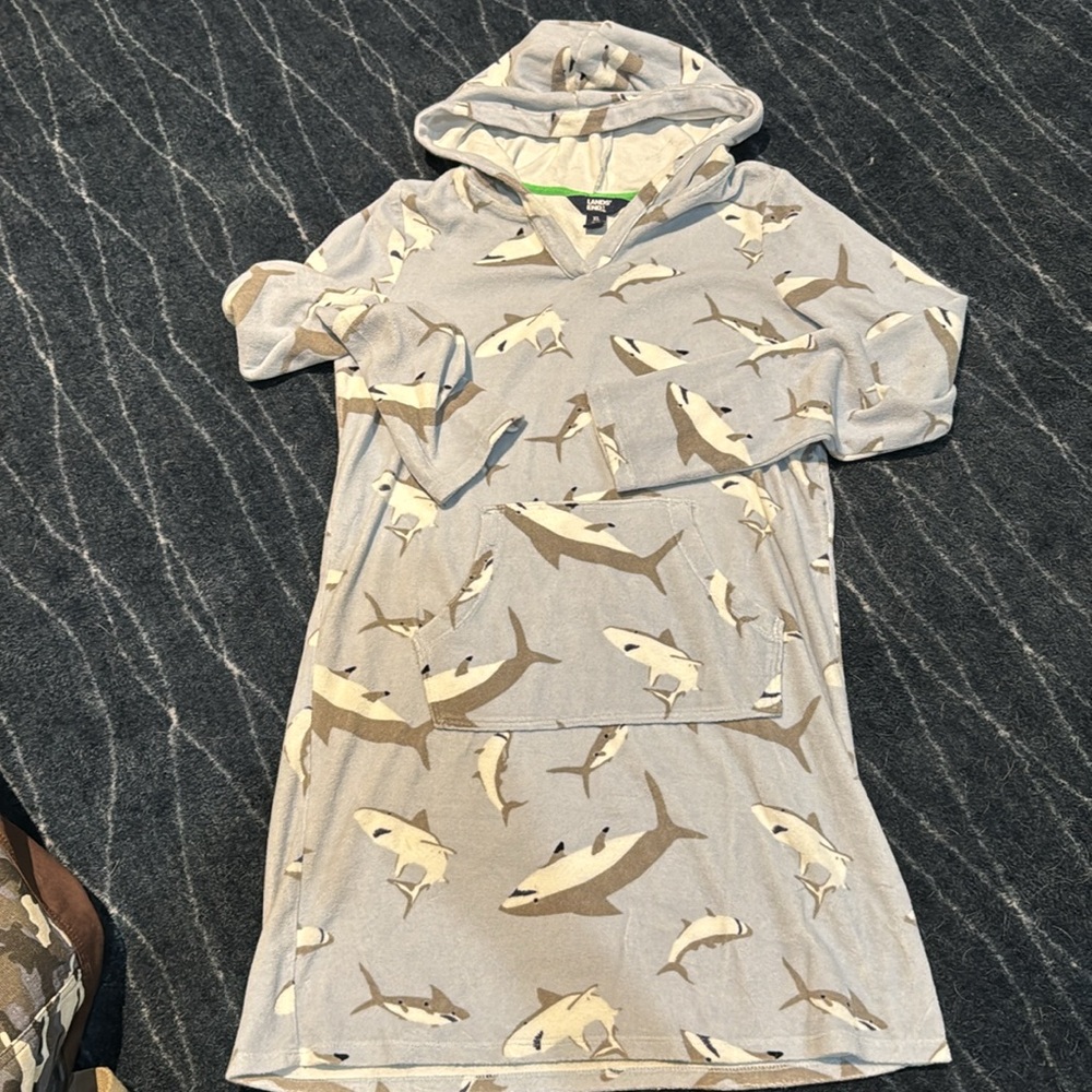 Lands’ End Kids Terry Cloth shark Hooded Cover-Up | XL (14–16)